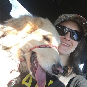 Meet your Posher, Abby